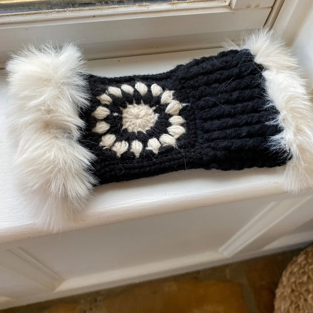 NWT Anthropologie Fingerless Crochet Mittens Gloves